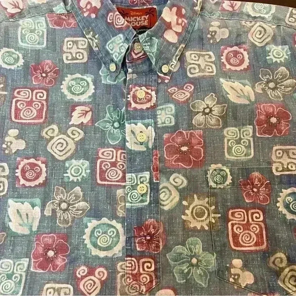 Reyn Spooner x  Disney x Mickey Mouse Cotton Shirt-Large (With Stains***) - Picture 4 of 9